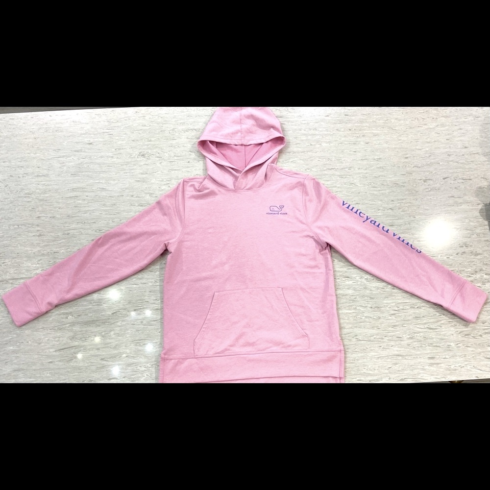 Vineyard vines hoodie